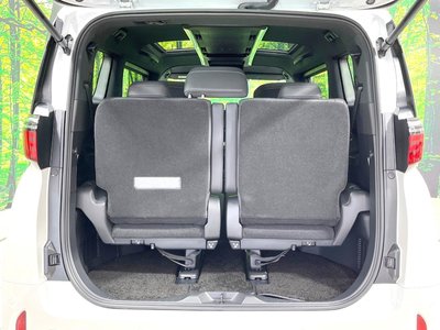 صورة 38 لـ 2025 Toyota ALPHARD