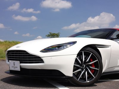 صورة 83 لـ 2018 Aston Martin DB11 VOLANTE