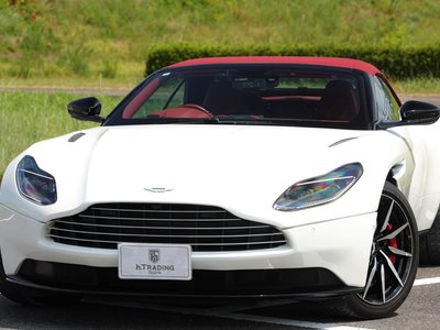 صورة 26 لـ 2018 Aston Martin DB11 VOLANTE