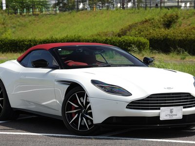 صورة 19 لـ 2018 Aston Martin DB11 VOLANTE