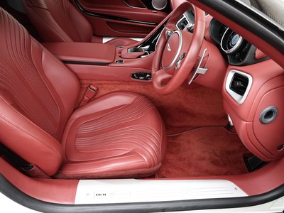 صورة 54 لـ 2018 Aston Martin DB11 VOLANTE