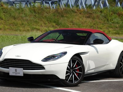 صورة 5 لـ 2018 Aston Martin DB11 VOLANTE
