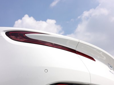 صورة 48 لـ 2018 Aston Martin DB11 VOLANTE