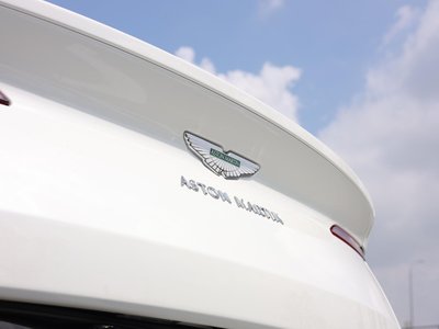 صورة 49 لـ 2018 Aston Martin DB11 VOLANTE