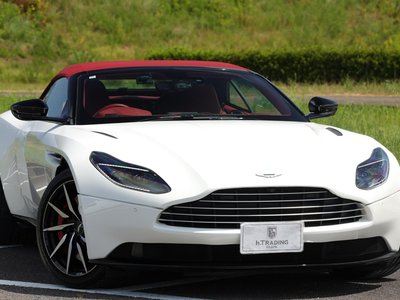 صورة 17 لـ 2018 Aston Martin DB11 VOLANTE