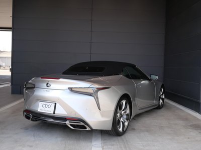 صورة 2 لـ 2021 Lexus LC CONVERTIBLE