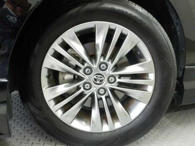 صورة 16 لـ 2023 Toyota ALPHARD