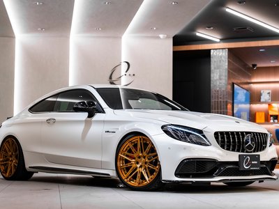 2017 Mercedes-BENZ C-CLASS AMG photo 1