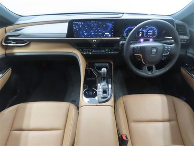 2024 Toyota CROWN SPORT 照片 3