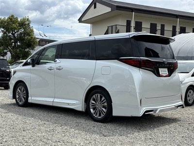 2025 Toyota ALPHARD 照片 2