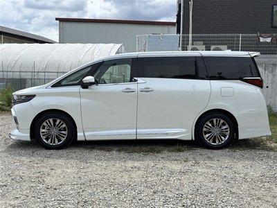 2025 Toyota ALPHARD 照片 32