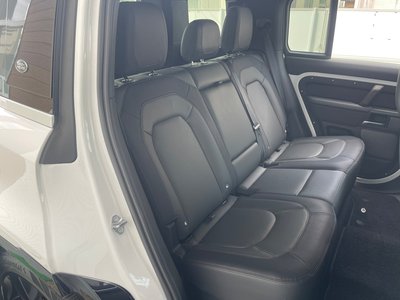صورة مصغرة 46 لـ 2023 LAND Rover DEFENDER