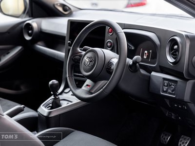 2024 Toyota GR YARIS 照片 2