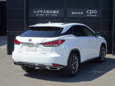 صورة مصغرة 4 لـ 2021 Lexus RX