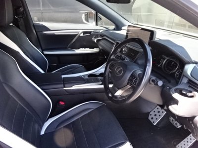 صورة مصغرة 11 لـ 2021 Lexus RX