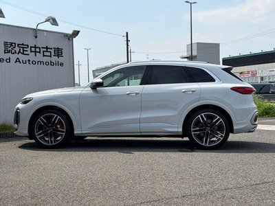 2025 AUDI SQ5 photo 12