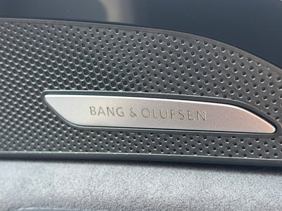 2025 AUDI SQ5 thumbnail 38
