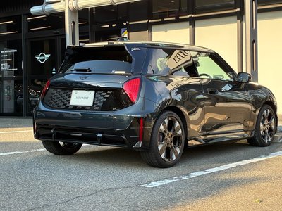 2025 MINI COOPER thumbnail 5