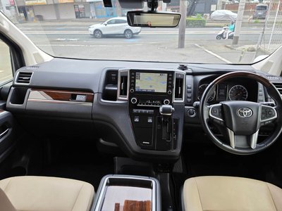 صورة 3 لـ 2020 Toyota GRAND ACE