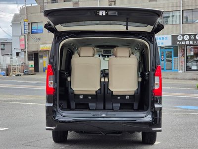 صورة 8 لـ 2020 Toyota GRAND ACE