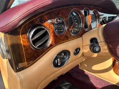 صورة 32 لـ 2001 ROLLS-ROYCE SILVER SERAPH