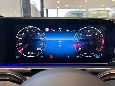 2026 Mercedes-BENZ GLE photo 16