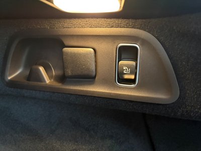 2026 Mercedes-BENZ GLE thumbnail 46