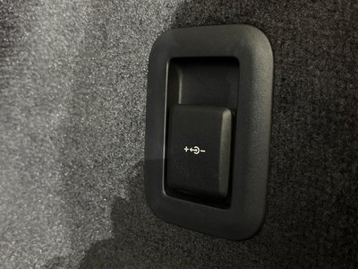2024 LAND Rover RANGE ROVER SPORT thumbnail 64