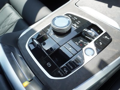 2026 BMW X5 thumbnail 21