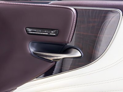 2018 Lexus LS — миниатюра 44