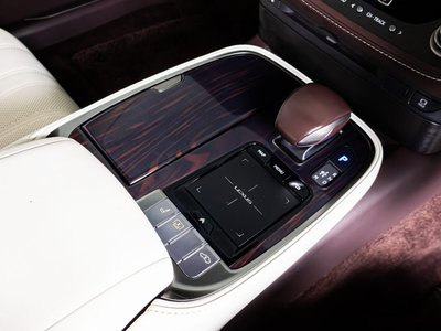2018 Lexus LS — миниатюра 43
