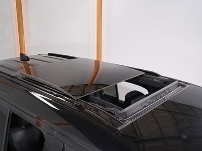 2025 LAND Rover DEFENDER 缩略图 34