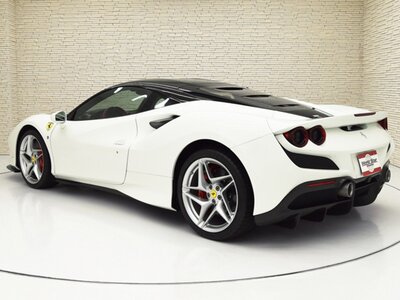 2022 Ferrari F8 TRIBUTO photo 2