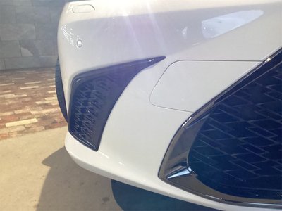 2022 Lexus ES thumbnail 18
