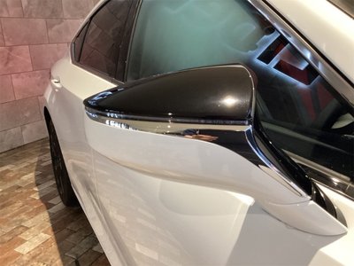 2022 Lexus ES thumbnail 30
