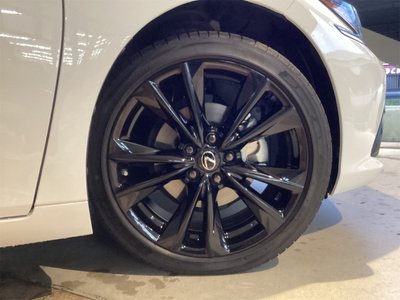2022 Lexus ES thumbnail 26