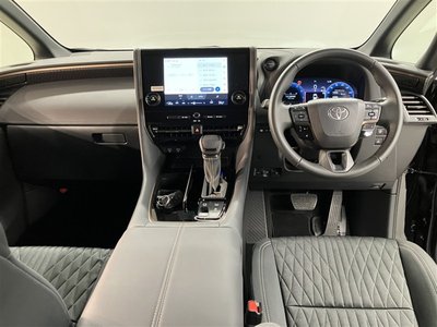 2025 Toyota ALPHARD — фото 7