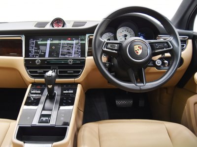 2023 Porsche MACAN — миниатюра 9