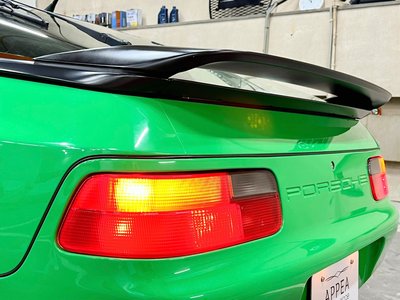 صورة 57 لـ 1993 Porsche 968
