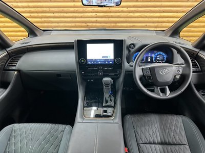2025 Toyota ALPHARD — фото 39