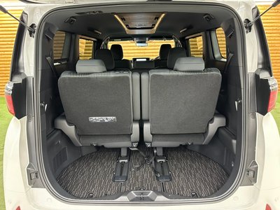 2025 Toyota ALPHARD — фото 38
