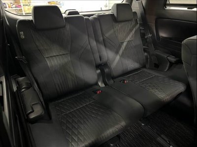 2025 Toyota ALPHARD — фото 12