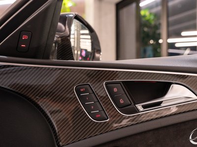 صورة مصغرة 56 لـ 2017 AUDI RS6 AVANT