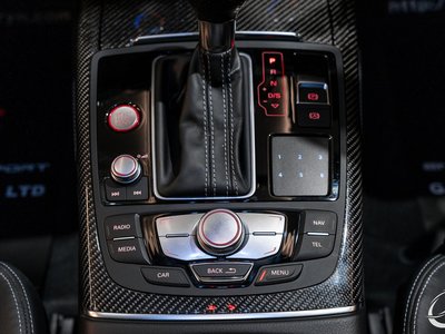 صورة مصغرة 34 لـ 2017 AUDI RS6 AVANT