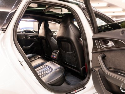 صورة مصغرة 31 لـ 2017 AUDI RS6 AVANT