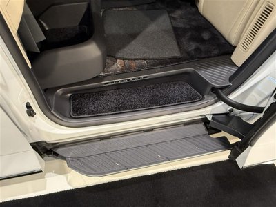 صورة 32 لـ 2026 Toyota ALPHARD