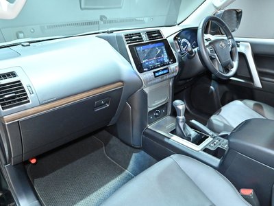 صورة 11 لـ 2023 Toyota LAND CRUISER PRADO