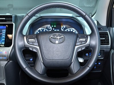صورة 25 لـ 2023 Toyota LAND CRUISER PRADO