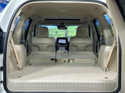 صورة 14 لـ 2023 Toyota LAND CRUISER PRADO