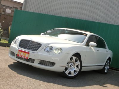 صورة 7 لـ 2006 Bentley CONTINENTAL